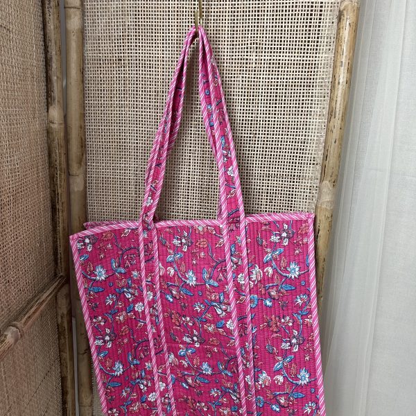 Indiase handgemaakte bohemian shopper hard roze bloemetjes
